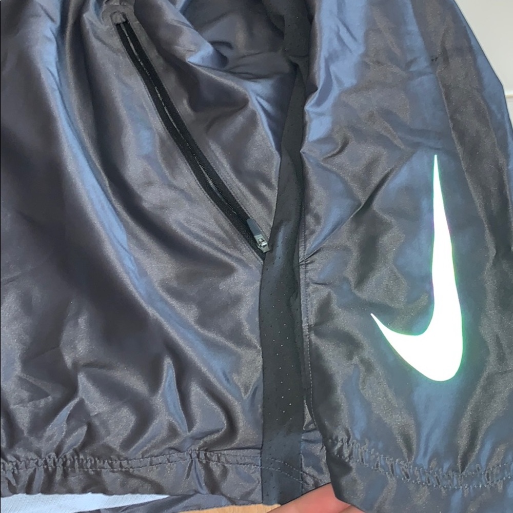 Nike zip up jacket - Picture 4 of 8